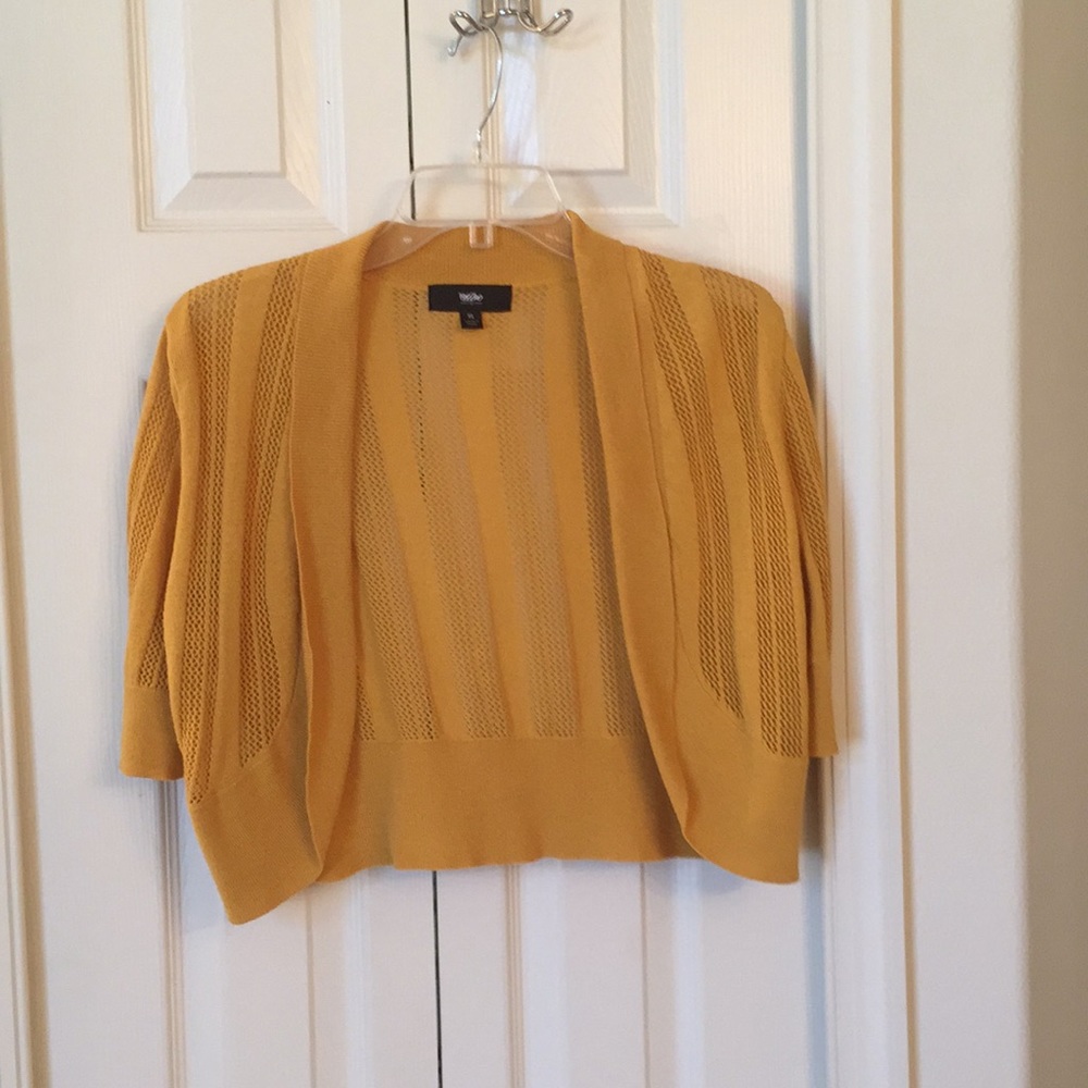 Sweater bolero style size xl